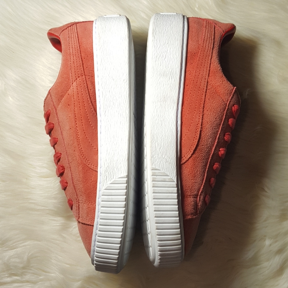 Puma Suede π₯ - Picture 6 of 8